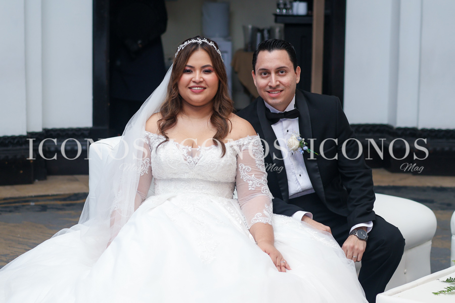 Boda Alejandra Izamar Varela Fajardo y Allan Mauricio Barahona Mendoza