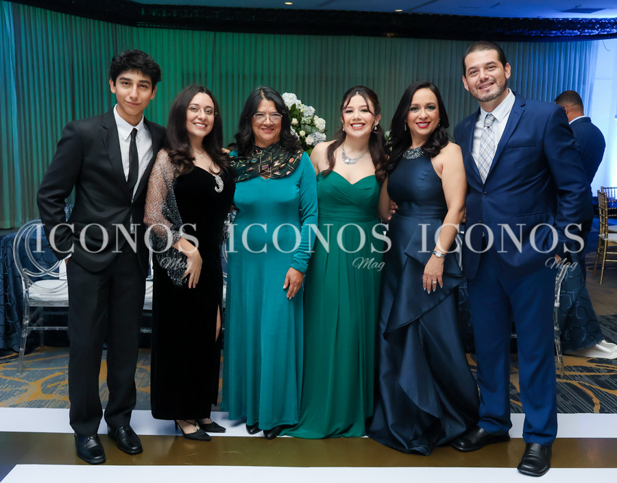 Boda Alejandra Izamar Varela Fajardo y Allan Mauricio Barahona Mendoza