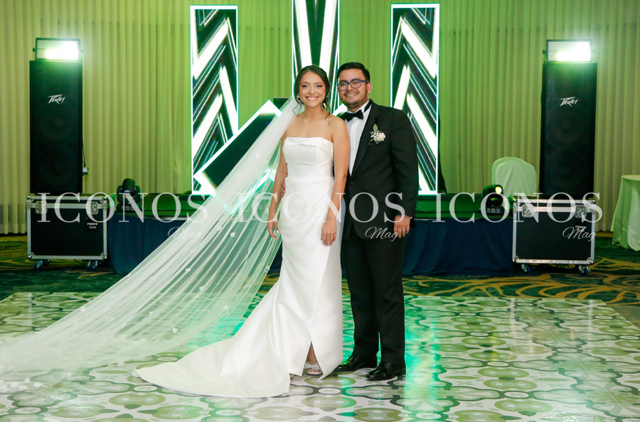 Boda Allison Daniela Lardi Santamaría y Mario Roberto Tabora Oyuela