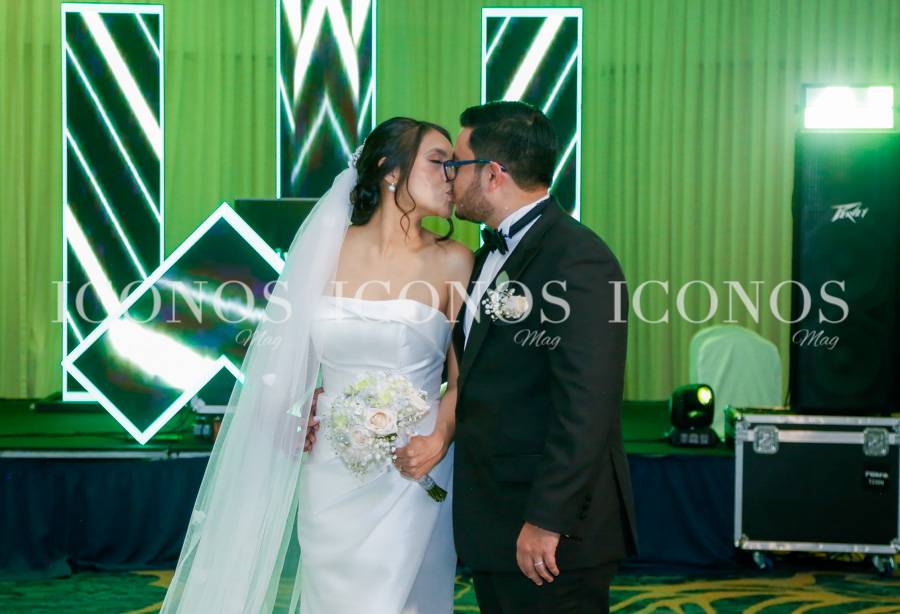 Boda Allison Daniela Lardi Santamaría y Mario Roberto Tabora Oyuela
