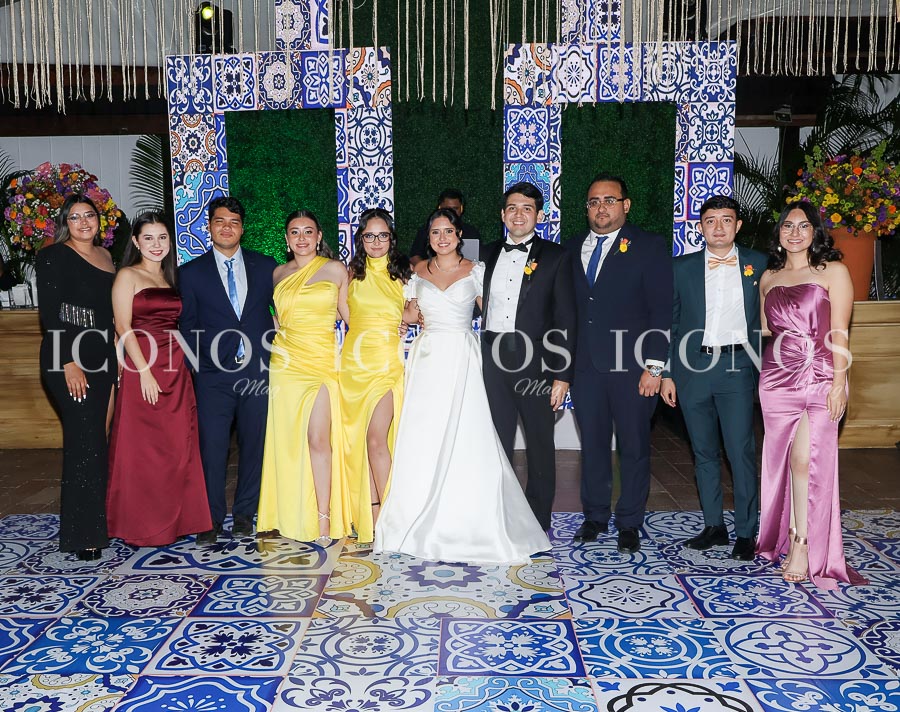 Boda Julie Alexandra Alvarenga Rivera y Claudio Arturo Rojas Menjívar