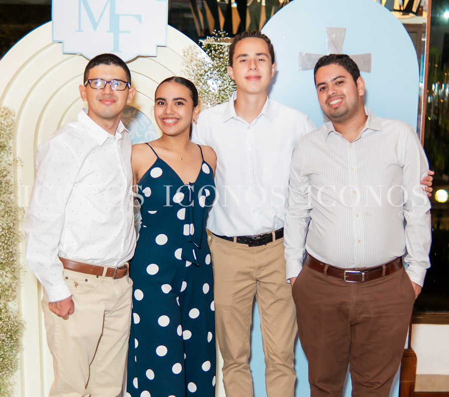 Cena de confirmación Mario Fernando López Cueva