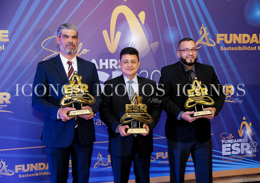 entrega-sello-fundahrse-2024-honduras-3-111-1