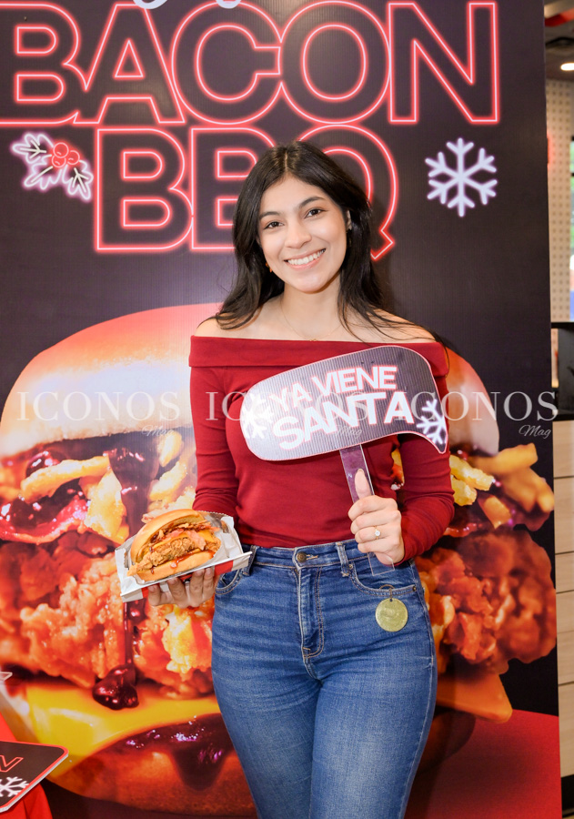 lanzamiento bacon bbq 2024 by kfc honduras