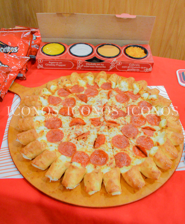 lanzamiento cheesy bites 2024 by pizza hut honduras