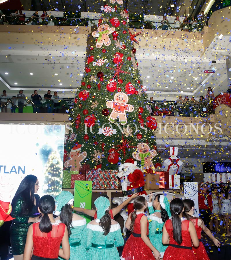 Lanzamiento promoción navideña 2024 by banco Cuscatlán