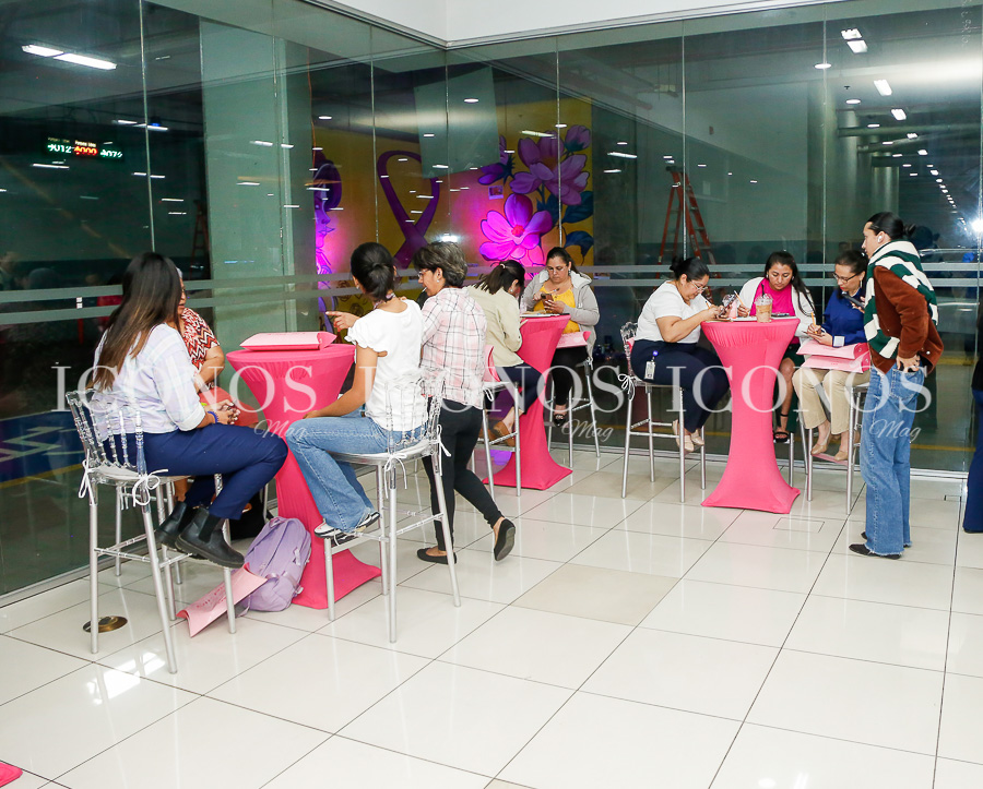 Pink wall 2024 by City Mall Tegucigalpa