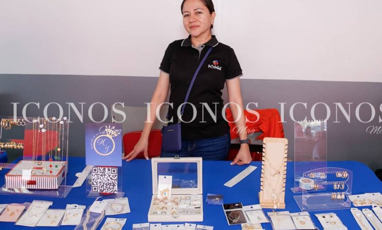 PORTADA Bazar Creciendo juntos 2024 by Grupo Flores Honduras