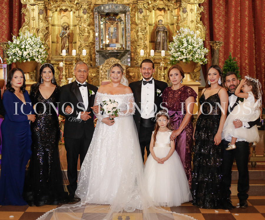 Boda Andrea Morales Soto y Geancarlo Porzio Fuentes 1