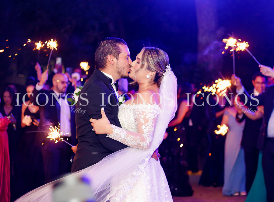 Boda Andrea Morales Soto y Geancarlo Porzio Fuentes 1