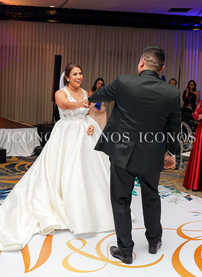Boda Katherin Nicole Velásquez y Ernesto Alonso Mejía