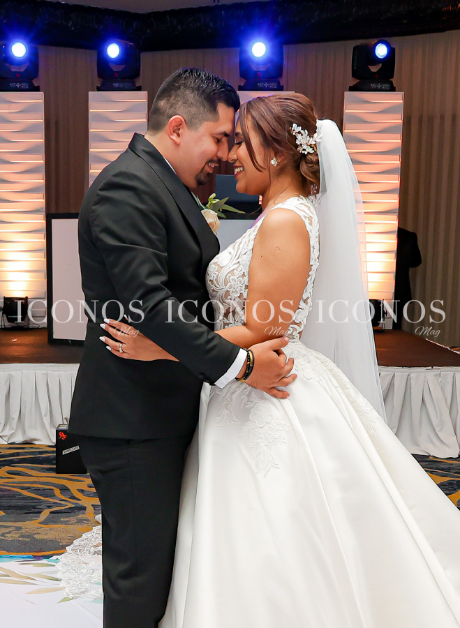 Boda Katherin Nicole Velásquez y Ernesto Alonso Mejía