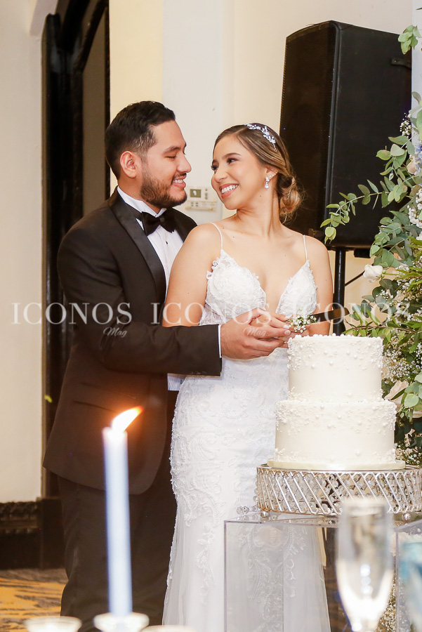 Boda Nahomy Lessandra Cabrera Alvarado y David Alejandro Xavier Pérez