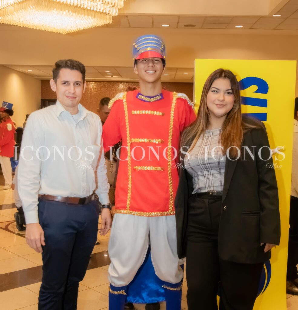 obra teatral scrooge 2024 by banco del pais