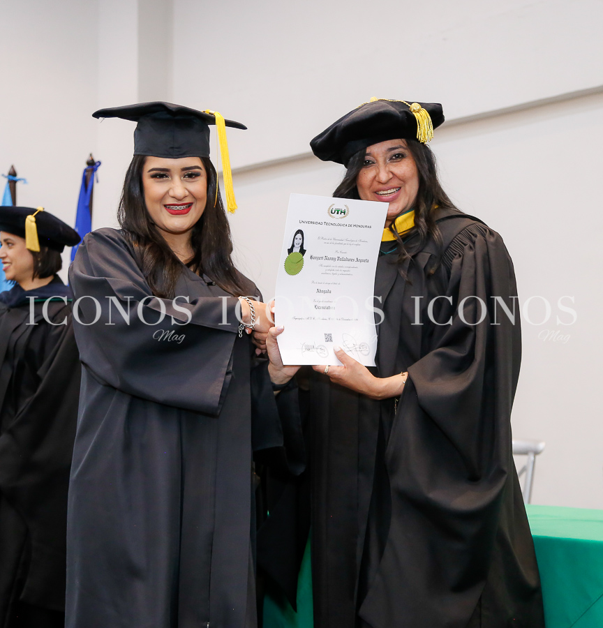 Segunda graduación 2024 by UTH Tegucigalpa Honduras 3