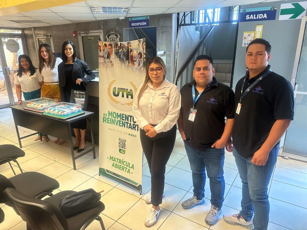 Aniversario 143 Policía Nacional by UTH Honduras Presta Yá Tegucigalpa