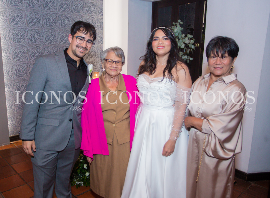 Boda Aby Marcela Castillo Castillo y Luis Alberto Martínez Aguilar