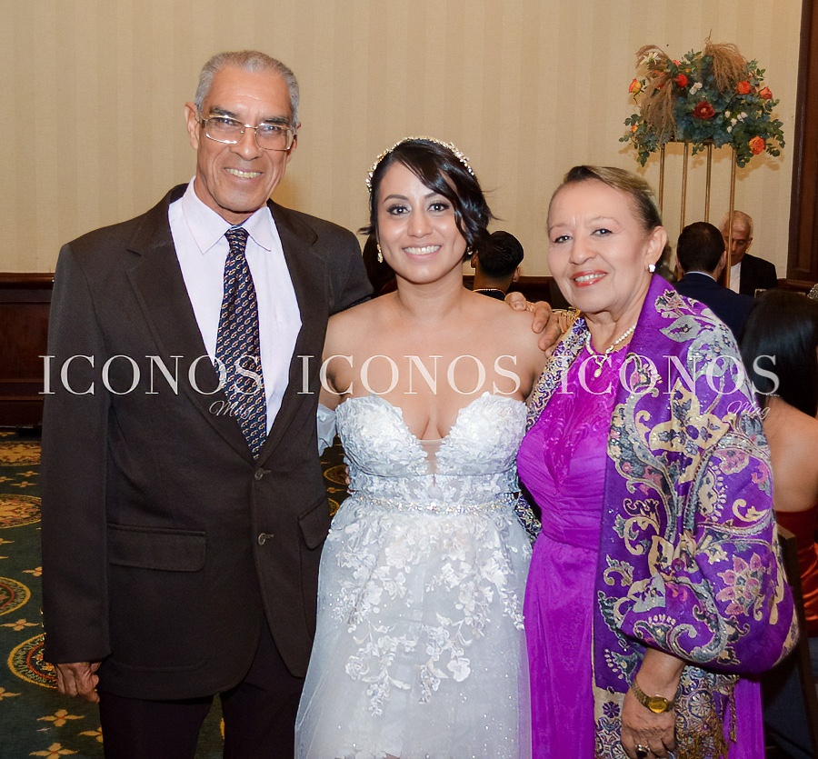 boda religiosa nancy mellissa bustillo castillo y juan ramon salgado montoya