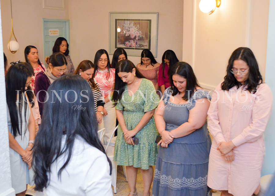 celebracion dia de la mujer 2025 by inversiones aliadas y household solutions