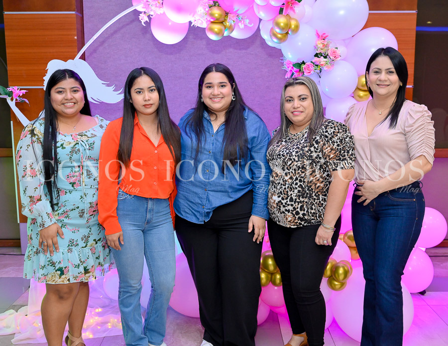 dia de la mujer 2025 by grupo inversa honduras