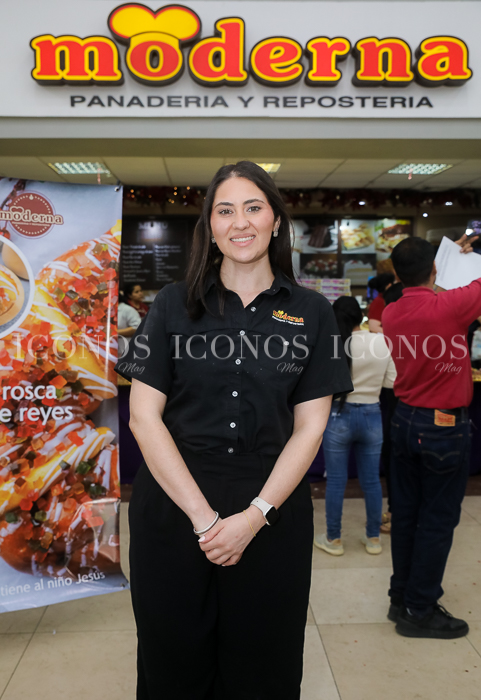 rosca de reyes 2025 by panaderia reposteria moderna