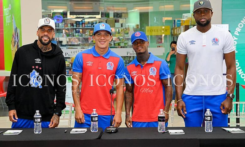 PORTADA Firma de autógrafos Club Olimpia 2025 Mall Multiplaza Honduras