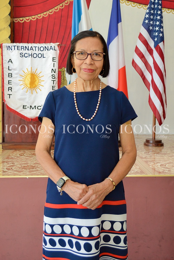 bienvenida estudiantes francia 2025 albert einstein international school