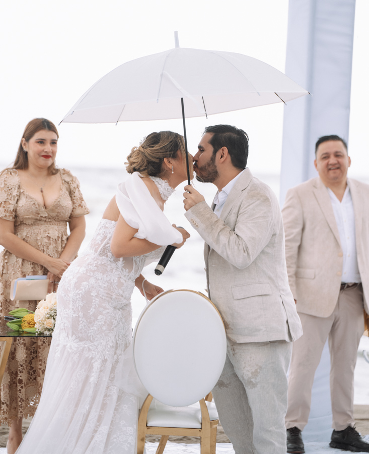 boda civil banesa mejia linares y jose angel giron lopez