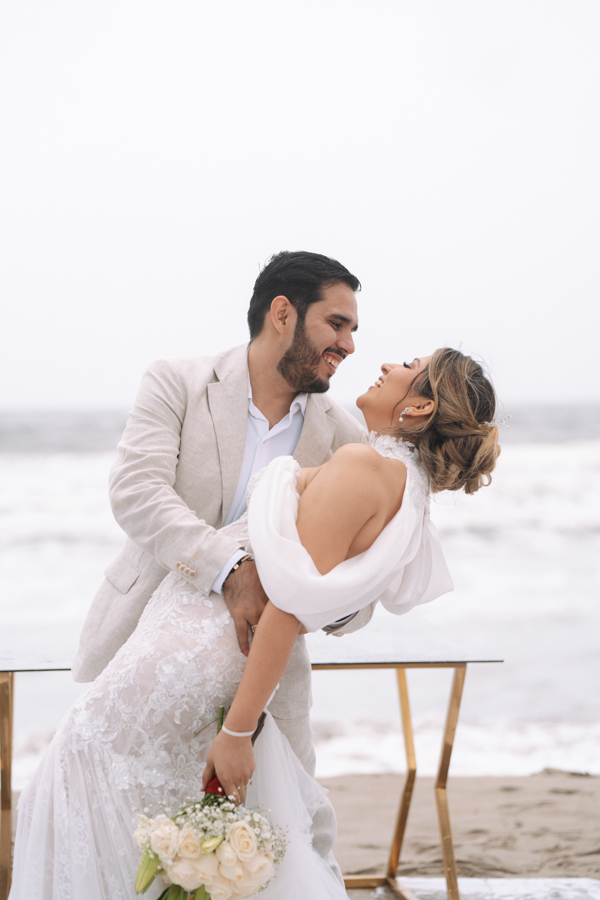 boda civil banesa mejia linares y jose angel giron lopez