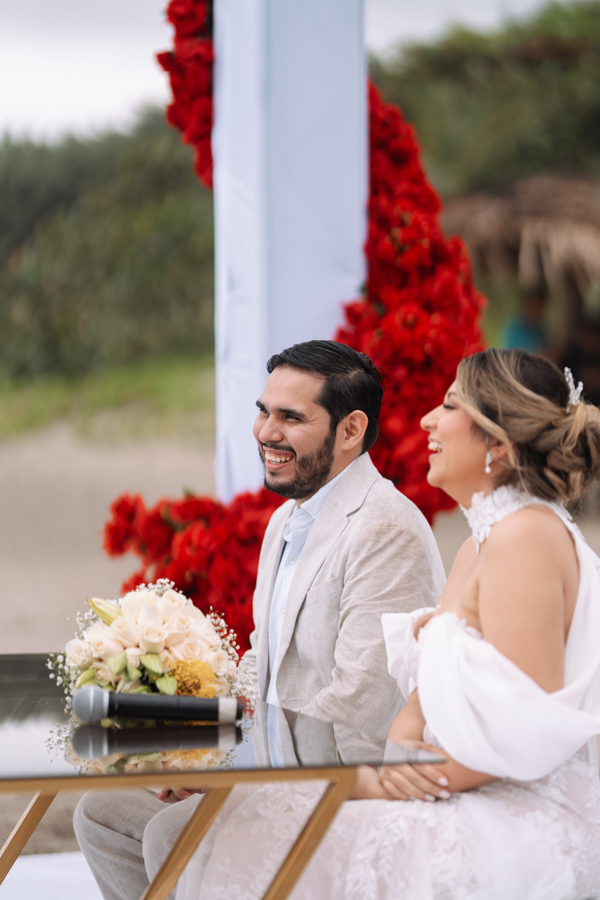 boda civil banesa mejia linares y jose angel giron lopez