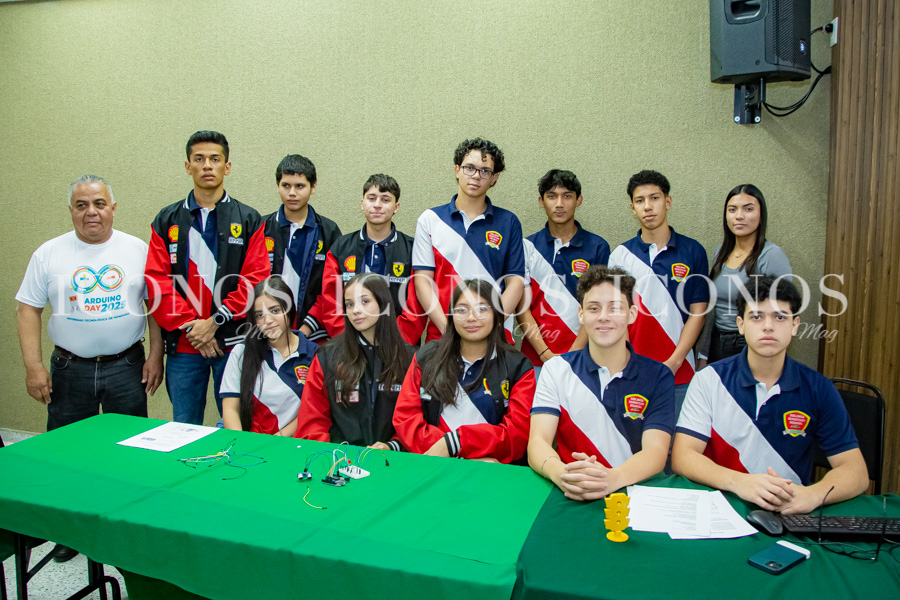 Arduino day 2025 by UTH Tegucigalpa Honduras