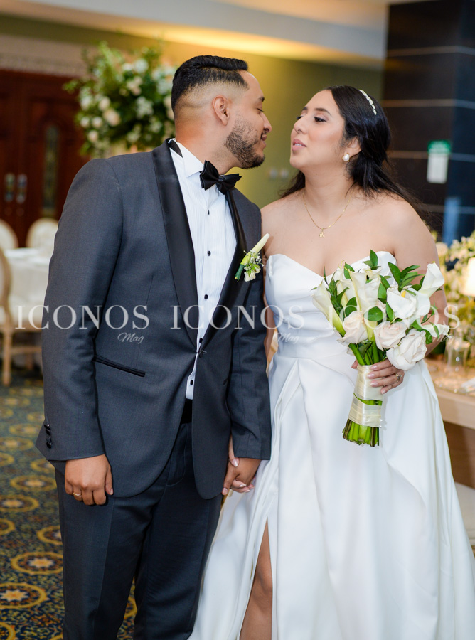 Boda Karla Soraya Mayen Ochoa y Omar Gustavo Cerrato Rivera