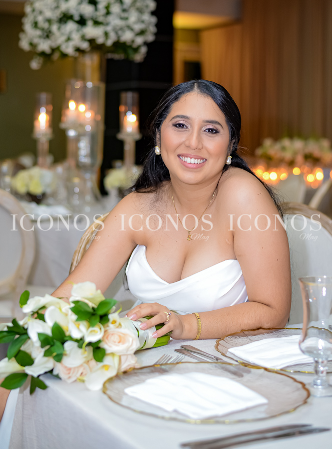 Boda Karla Soraya Mayen Ochoa y Omar Gustavo Cerrato Rivera
