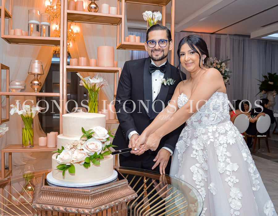 boda religiosa michelle santos maradiaga y ariel lezama portillo