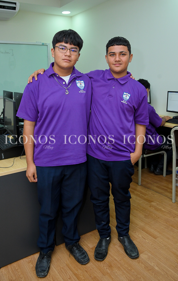 taller arduino day 2025 by uth honduras