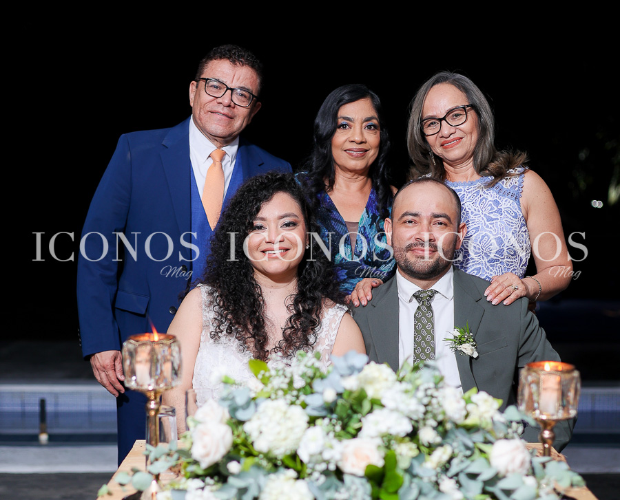 Boda Ania Alexandra Andrade Alvarado y Lizandro Javier Hernández Castro