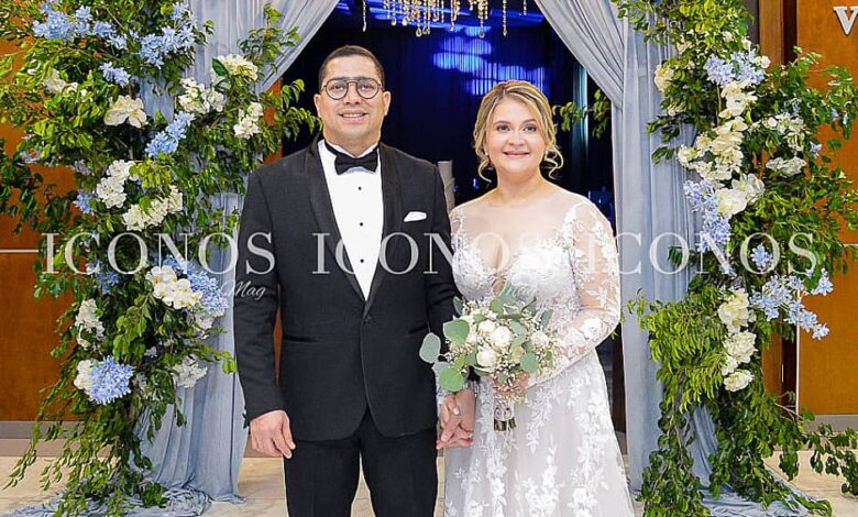 PORTADA Debbie Gabriela González Hernández y José Gamaliel Ferrufino Euceda