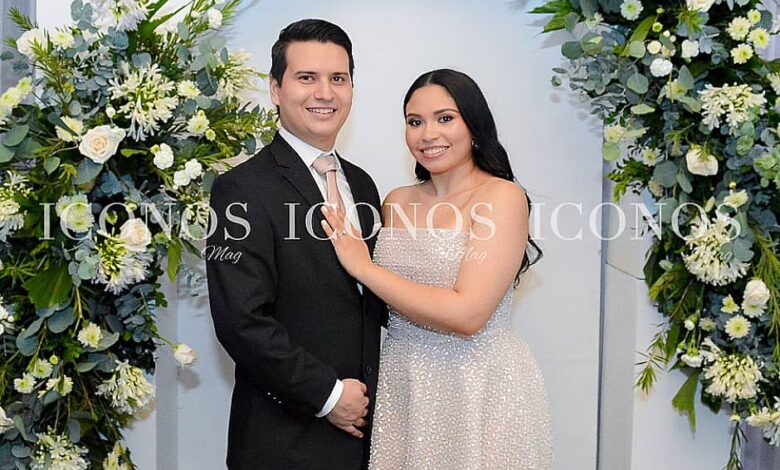 PORTADA María José Fuentes Paz y Neptalí Pineda Paredes