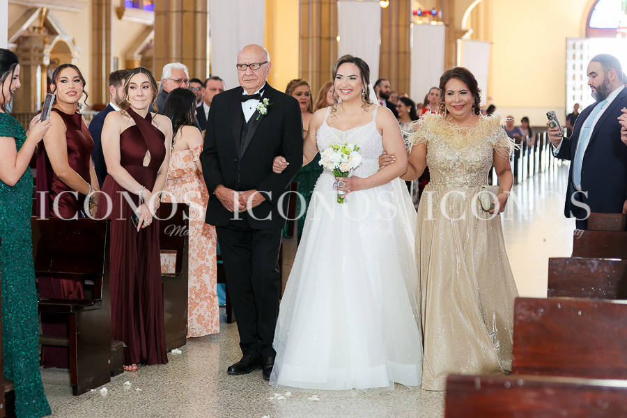 boda alejandra maria toro bejarano y jose marvin umaña wills