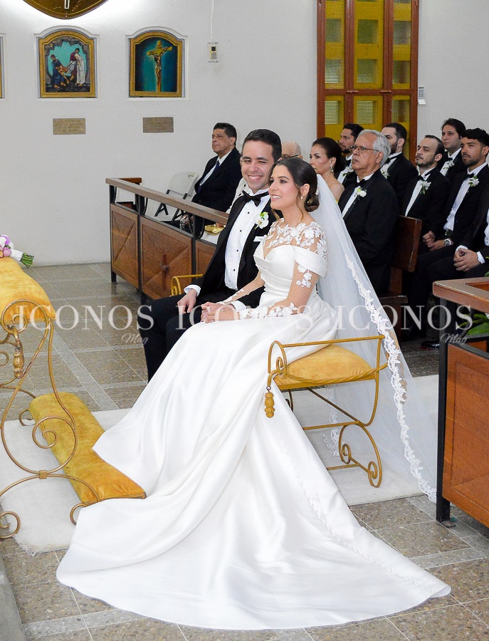 boda religiosa alexa giron Cerrato y guillermo bogran ayestas