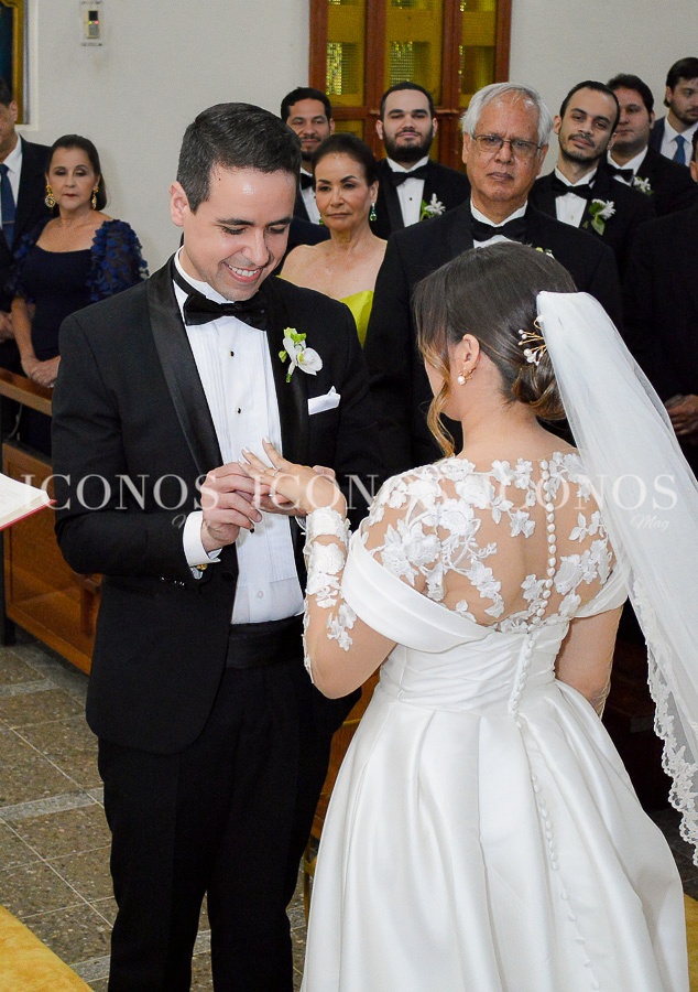 boda religiosa alexa giron Cerrato y guillermo bogran ayestas