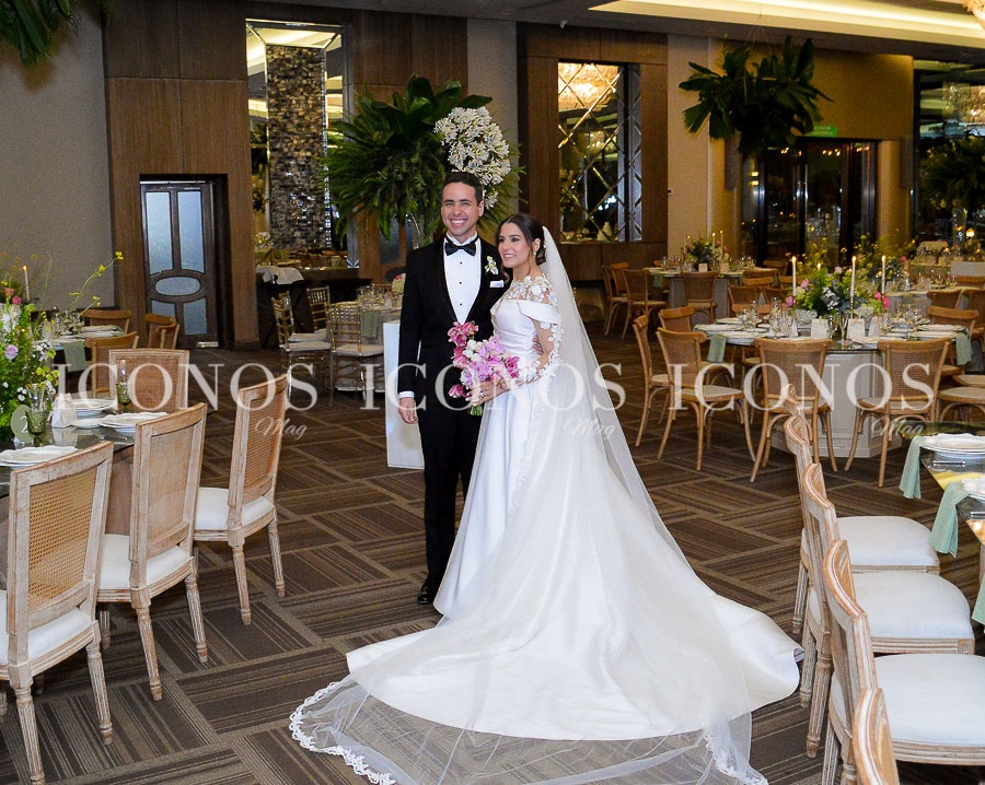 boda religiosa alexa giron cerrato y guillermo bogran ayestas