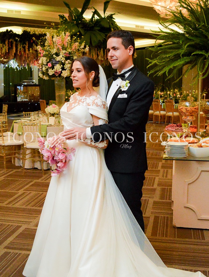 boda religiosa alexa giron cerrato y guillermo bogran ayestas