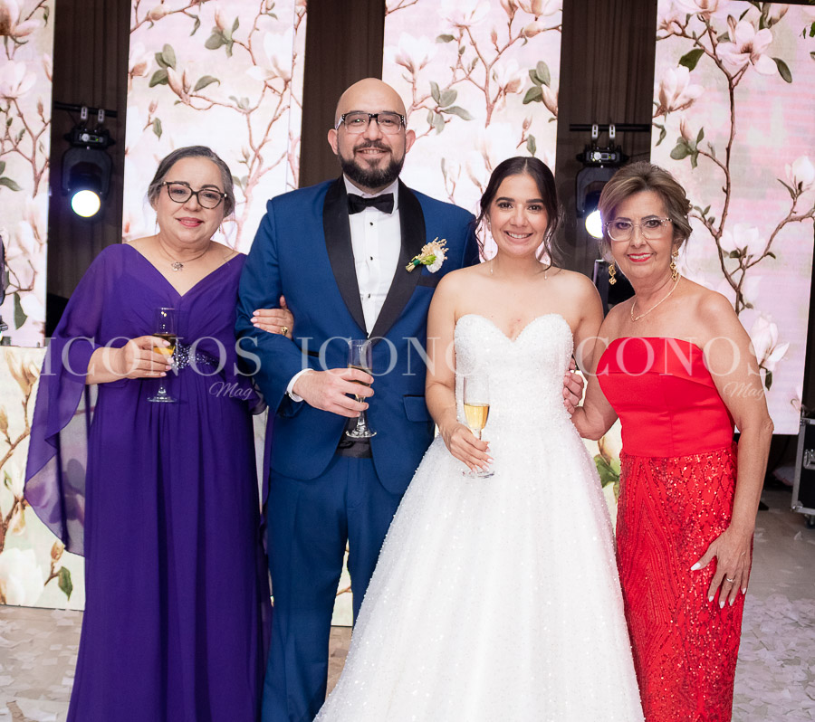 boda religiosa jose guillermo medina y maureen mitchelle alfaro