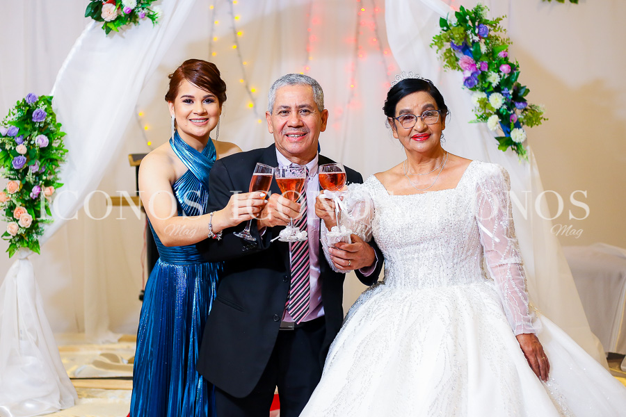 Boda Santos Alejandra Argueta y Oswaldo Gonzales Osorio
