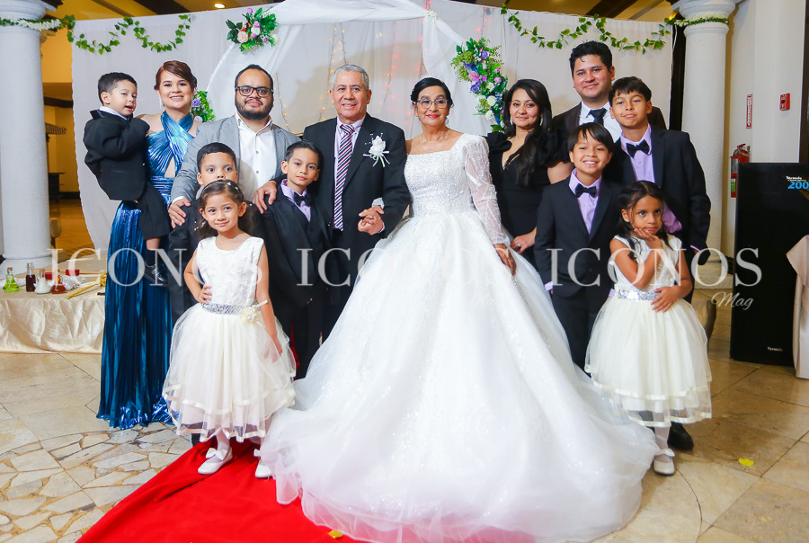Boda Santos Alejandra Argueta y Oswaldo Gonzales Osorio