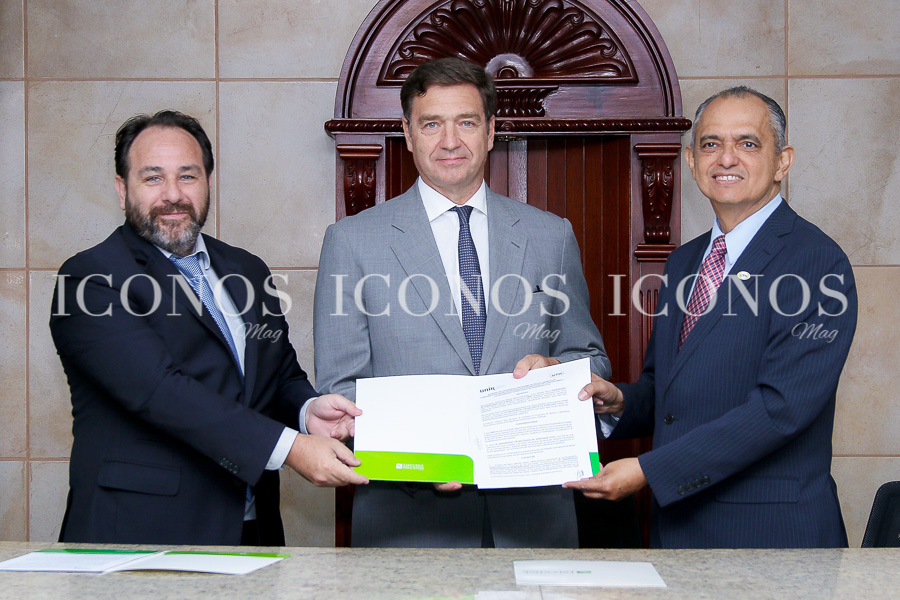 Convenio UTH Honduras y Universidad de La Rioja UNIR España