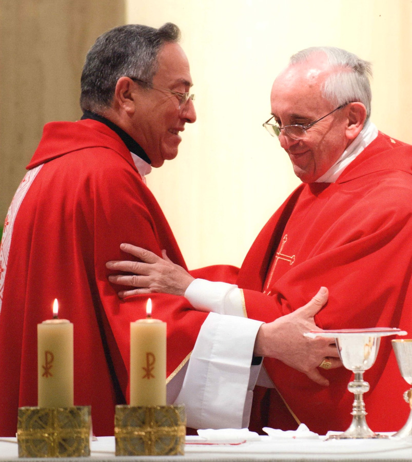 papa francisco con hondurenos