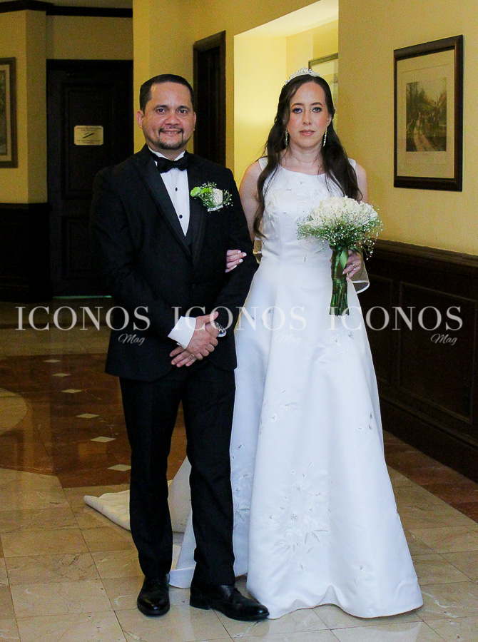 boda religiosa iris yandely guerra bustillo y carlos enrique funes lópez