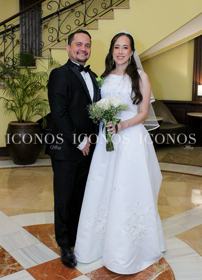 boda religiosa iris yandely guerra bustillo y carlos enrique funes lópez